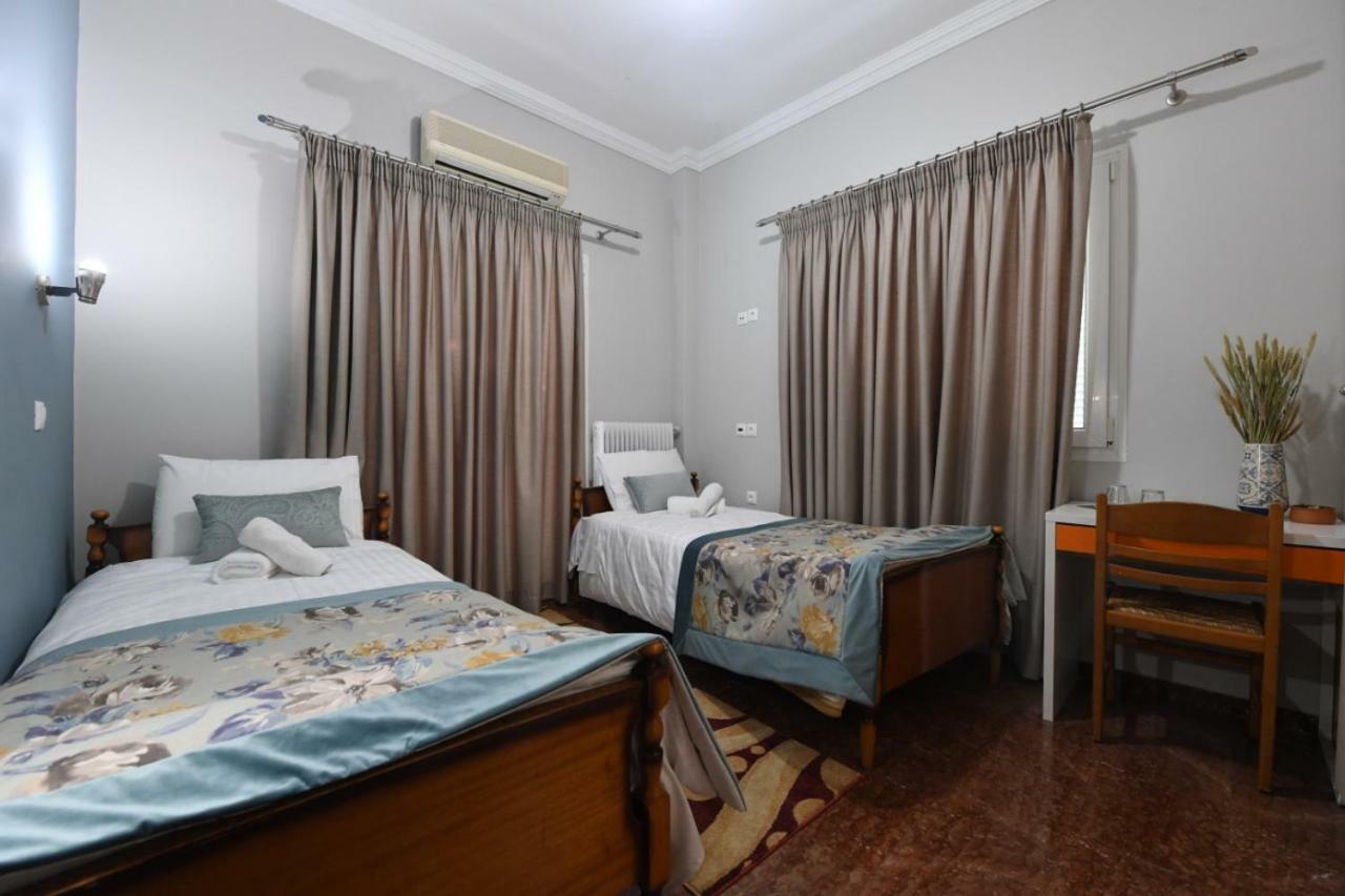 Tassos Rooms Corinth Exterior photo